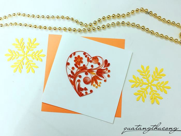 Thiệp tình yêu quilling trái tim cam